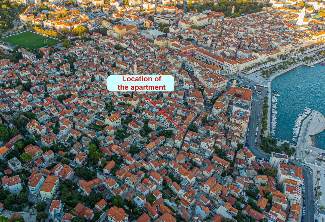 At Premium Location In 1 Min To Sea Split